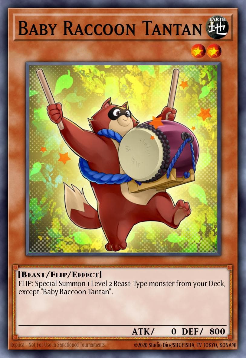 Baby Raccoon Tantan 2014 Mega-Tin Mega Pack card