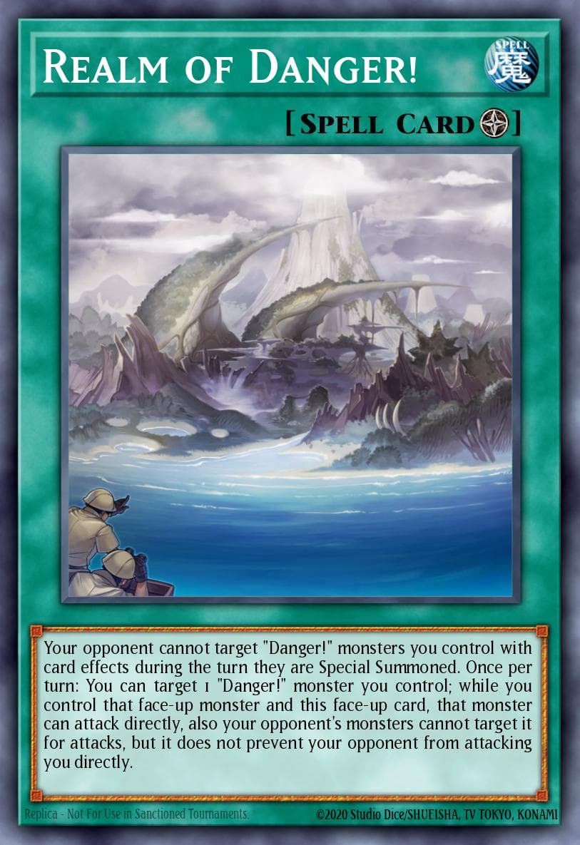 Realm of Danger! 2019 Gold Sarcophagus Tin Mega Pack card