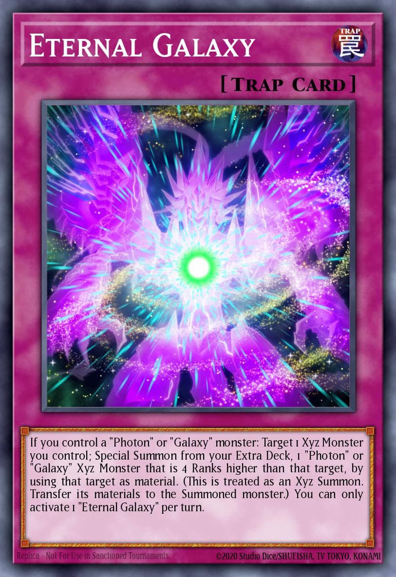 Eternal Galaxy 2019 Gold Sarcophagus Tin Mega Pack card